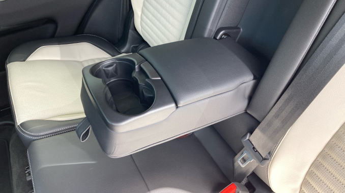 Land Rover Discovery Sport 1.5 P270e Landmark 5dr Auto [5 Seat] Station Wagon - Image 32